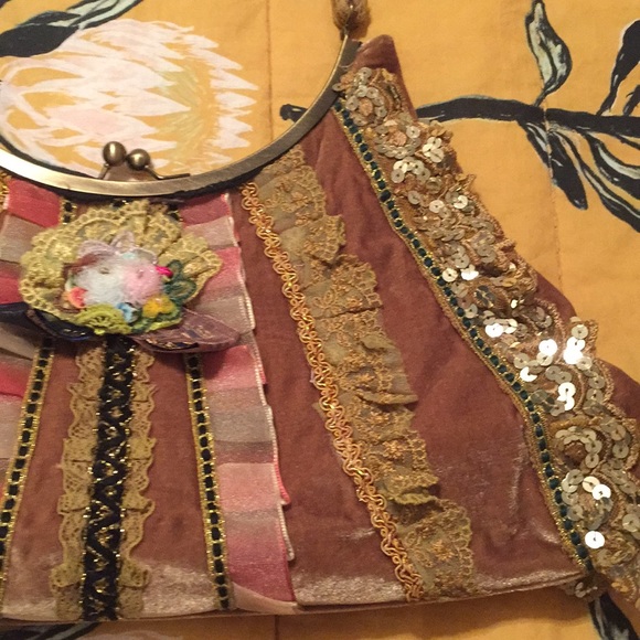 Velvet Purse - Picture 3 of 8